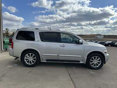2008 Infiniti QX56, $2600. Photo 12