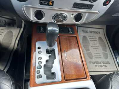 2008 Infiniti QX56, $2600. Photo 7
