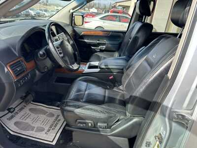 2008 Infiniti QX56, $2600. Photo 8