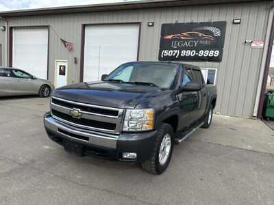 2010 Chevrolet 1500 Crew Cab, $3500. Photo 1