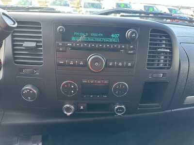 2011 Chevrolet 1500 Crew Cab, $5999. Photo 11