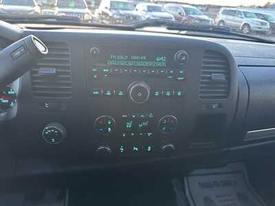 2013 Chevrolet 1500 Crew Cab, $7999. Photo 11