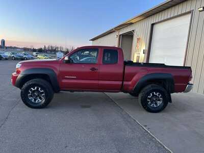 2009 Toyota Tacoma, $3500. Photo 9