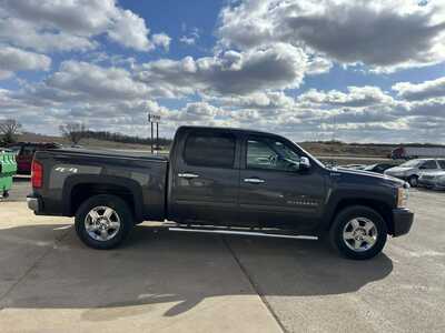 2011 Chevrolet 1500 Crew Cab, $3800. Photo 9