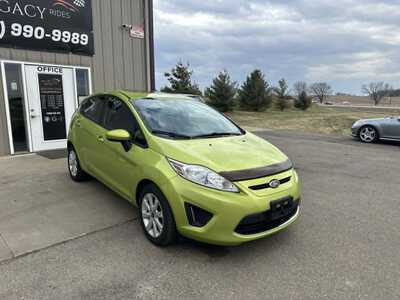 2012 Ford Fiesta, $3400. Photo 3