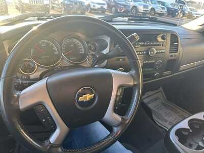 2011 Chevrolet 1500 Crew Cab, $3800. Photo 10