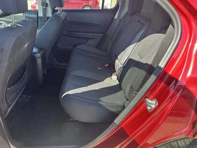 2015 Chevrolet Equinox, $2500. Photo 9