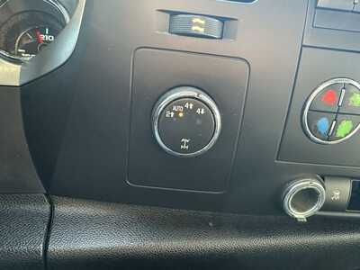 2011 Chevrolet 1500 Ext Cab, $5500. Photo 12