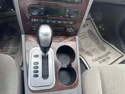 2007 Ford Five Hundred, $1999. Photo 6