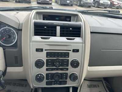 2011 Ford Escape, $2999. Photo 12