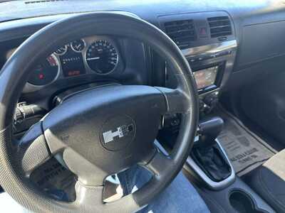 2009 Hummer H3, $3999. Photo 11
