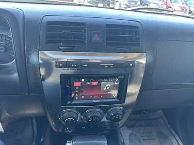 2009 Hummer H3, $3999. Photo 12