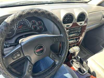 2007 GMC Envoy, $3999. Photo 11