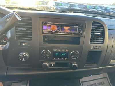 2013 Chevrolet 1500 Ext Cab, $8500. Photo 11