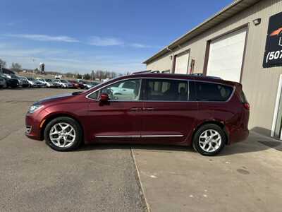 2017 Chrysler Pacifica, $7500. Photo 10