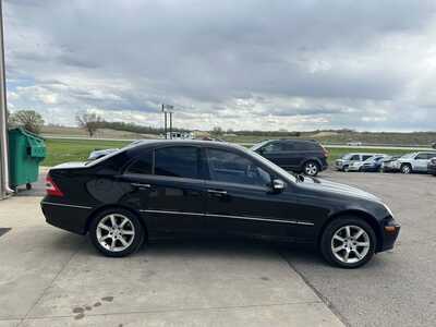 2007 Mercedes-Benz C-Class, $2200. Photo 10