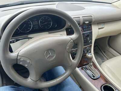 2007 Mercedes-Benz C-Class, $2200. Photo 11