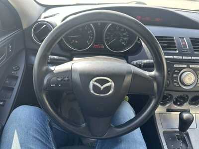 2011 Mazda Mazda3, $999. Photo 5