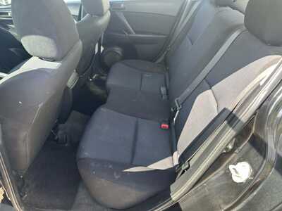 2011 Mazda Mazda3, $999. Photo 8