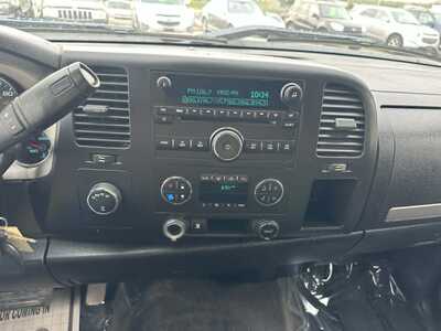 2011 GMC 1500 Ext Cab, $3999. Photo 11