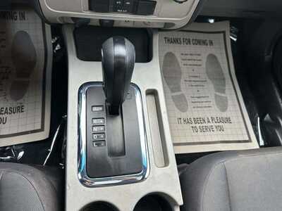 2011 Ford Escape, $2800. Photo 6