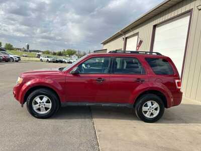 2011 Ford Escape, $2500. Photo 9