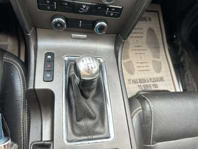 2011 Ford Mustang, $6500. Photo 6