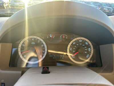 2010 Ford Escape, $3600. Photo 4