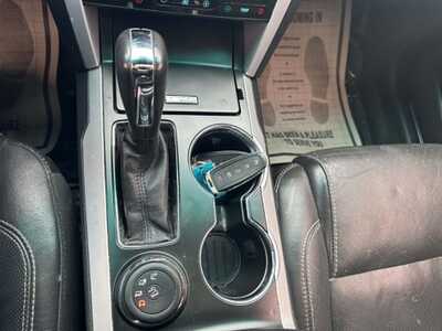 2014 Ford Explorer, $3999. Photo 7