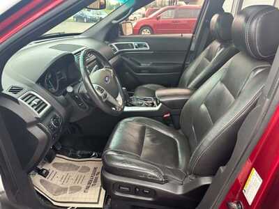 2014 Ford Explorer, $3999. Photo 8
