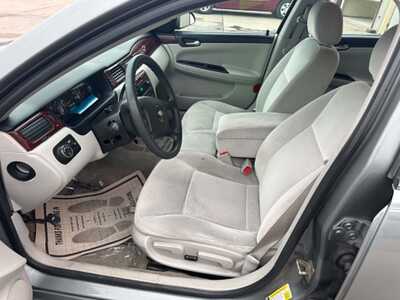 2008 Chevrolet Impala, $3999. Photo 6