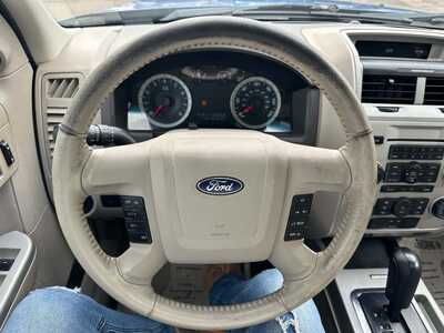 2011 Ford Escape, $2999. Photo 5