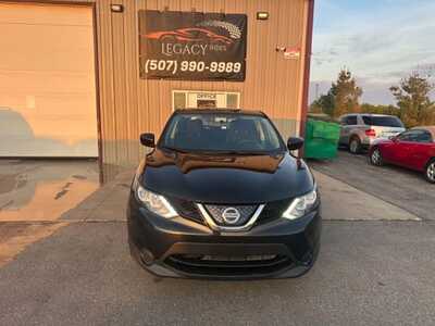 2018 Nissan Rogue, $4999. Photo 2