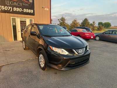 2018 Nissan Rogue, $4999. Photo 3