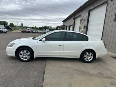 2005 Nissan Altima, $0. Photo 9
