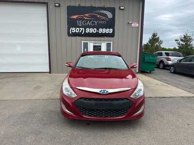 2012 Hyundai Sonata, $4600. Photo 2