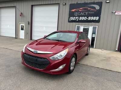 2012 Hyundai Sonata, $4600. Photo 1