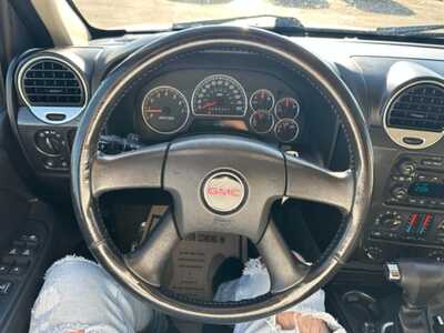 2006 GMC Envoy XL, $3500. Photo 5