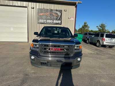 2014 GMC SIERRA 1500, $9500. Photo 2