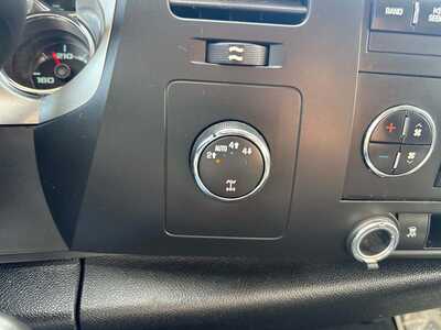 2011 Chevrolet 1500 Crew Cab, $4500. Photo 12