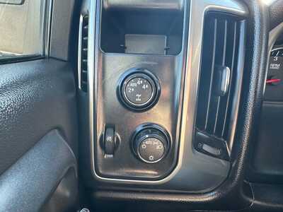 2014 Chevrolet 1500 Crew Cab, $5999. Photo 12
