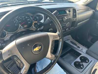2013 Chevrolet SILVERADO 1500, $5500. Photo 10