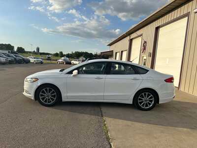 2017 Ford Fusion, $5999. Photo 10