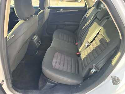 2017 Ford Fusion, $5999. Photo 9