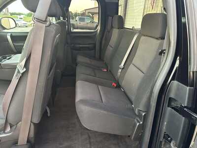 2013 Chevrolet SILVERADO 1500, $3999. Photo 7