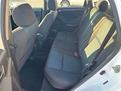 2005 Toyota Matrix, $2700. Photo 8