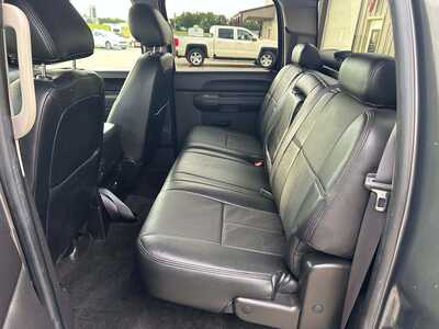 2011 Chevrolet 1500 Crew Cab, $7500. Photo 7
