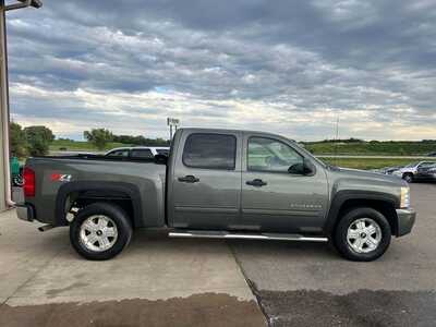2011 Chevrolet 1500 Crew Cab, $7500. Photo 9