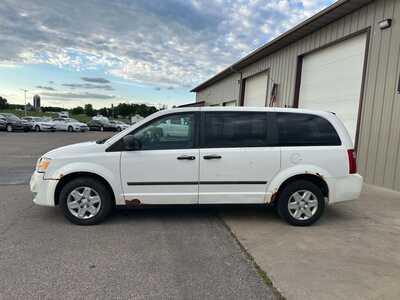2009 Dodge Caravan, Grand, $1900. Photo 8