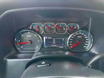 2014 Chevrolet 1500 Crew Cab, $11999. Photo 4